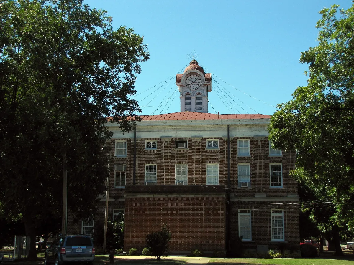 Holly Springs, Mississippi Courthouse 1