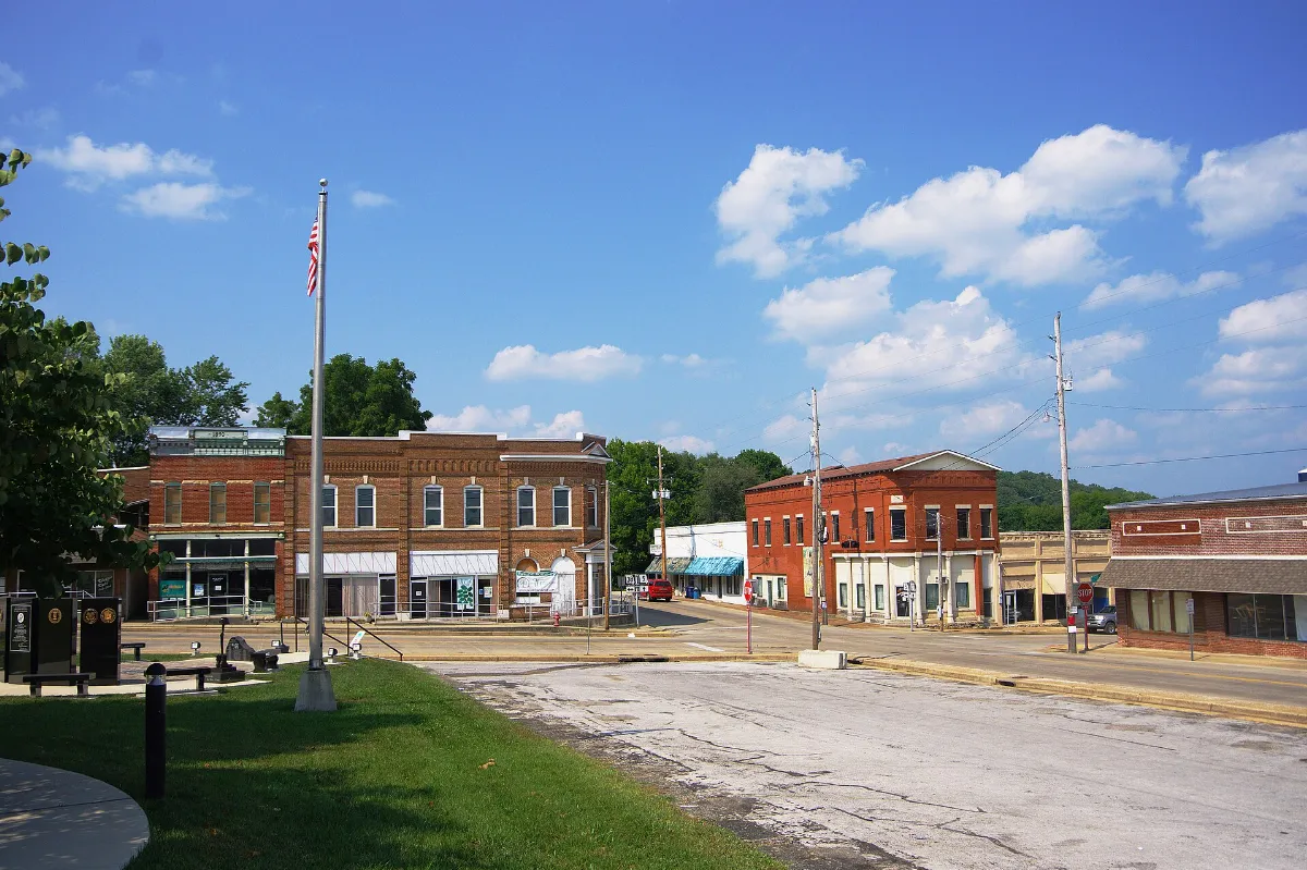 Hartville-Main-St-mo