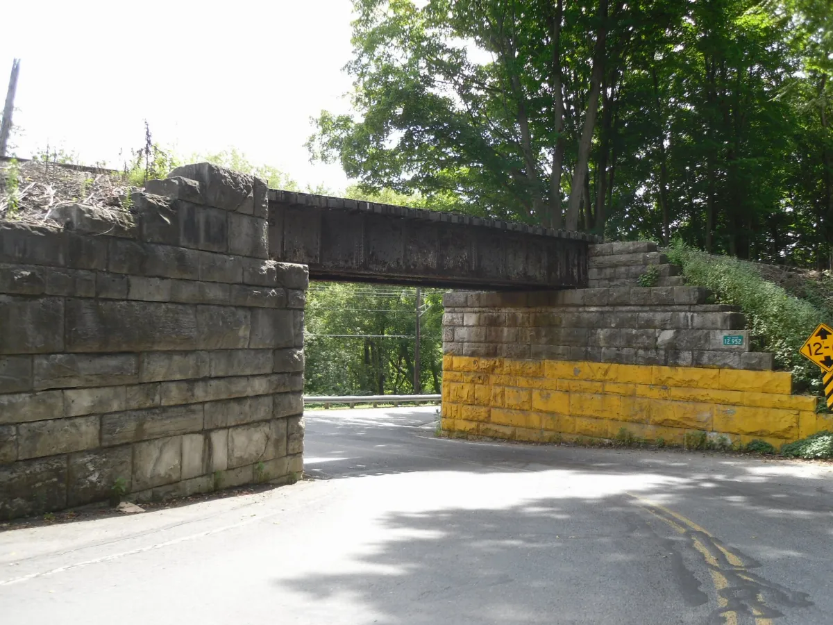 Rail bridge over Route 41 in Great Barrington, August 2010