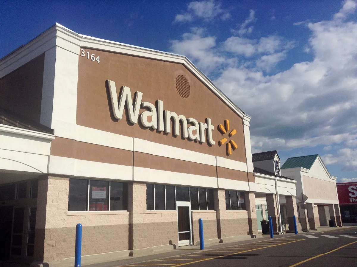 Walmart (14244899661)