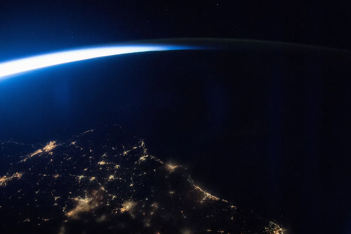 ISS055-E-82436 - View of Earth