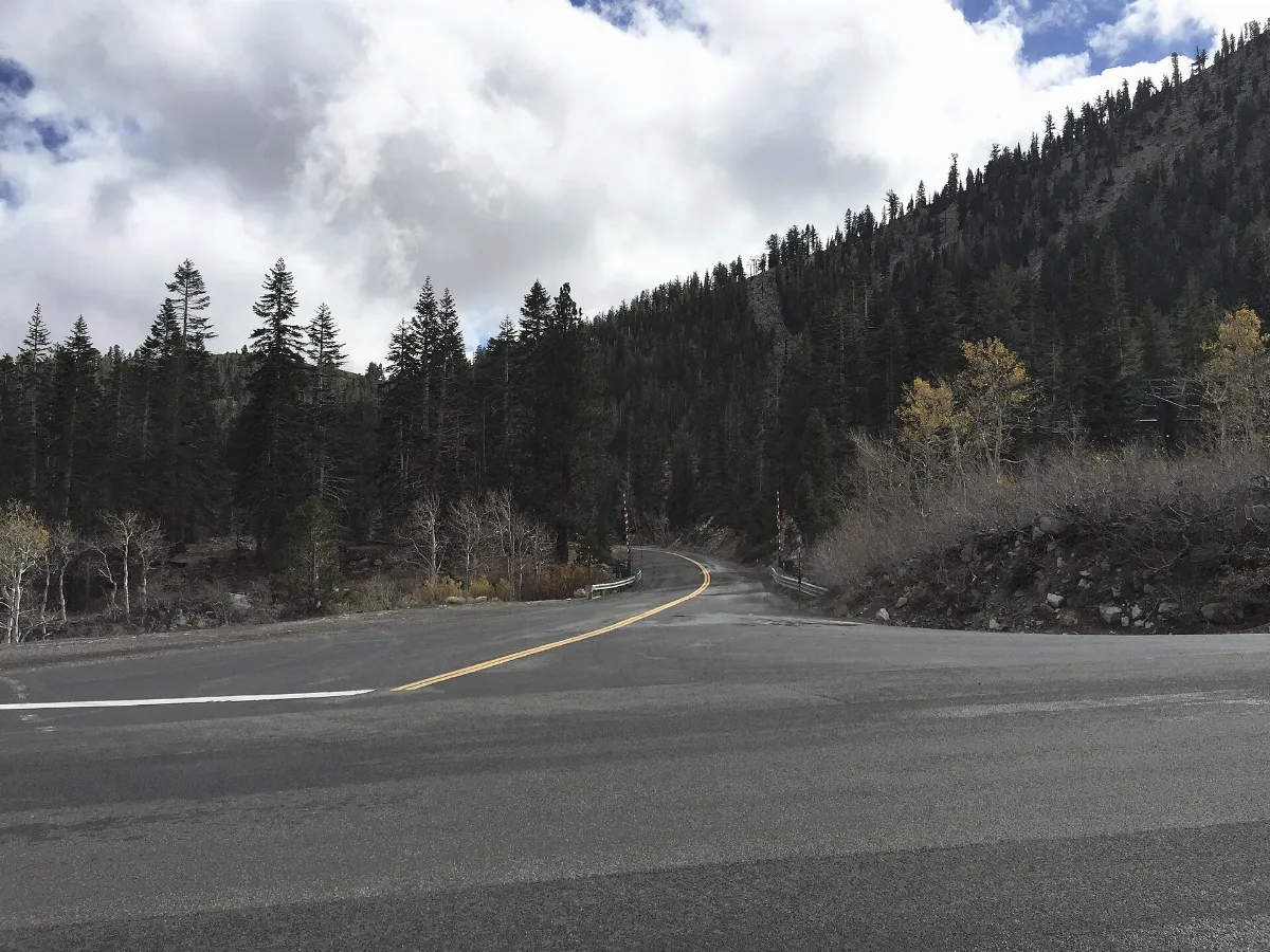 2015-10-28 13 29 24 View south from the north end of Nevada State Route 878 (Slide Mountain Road) at Nevada State Route 431 (Mount Rose Highway) in Washoe County, Nevada