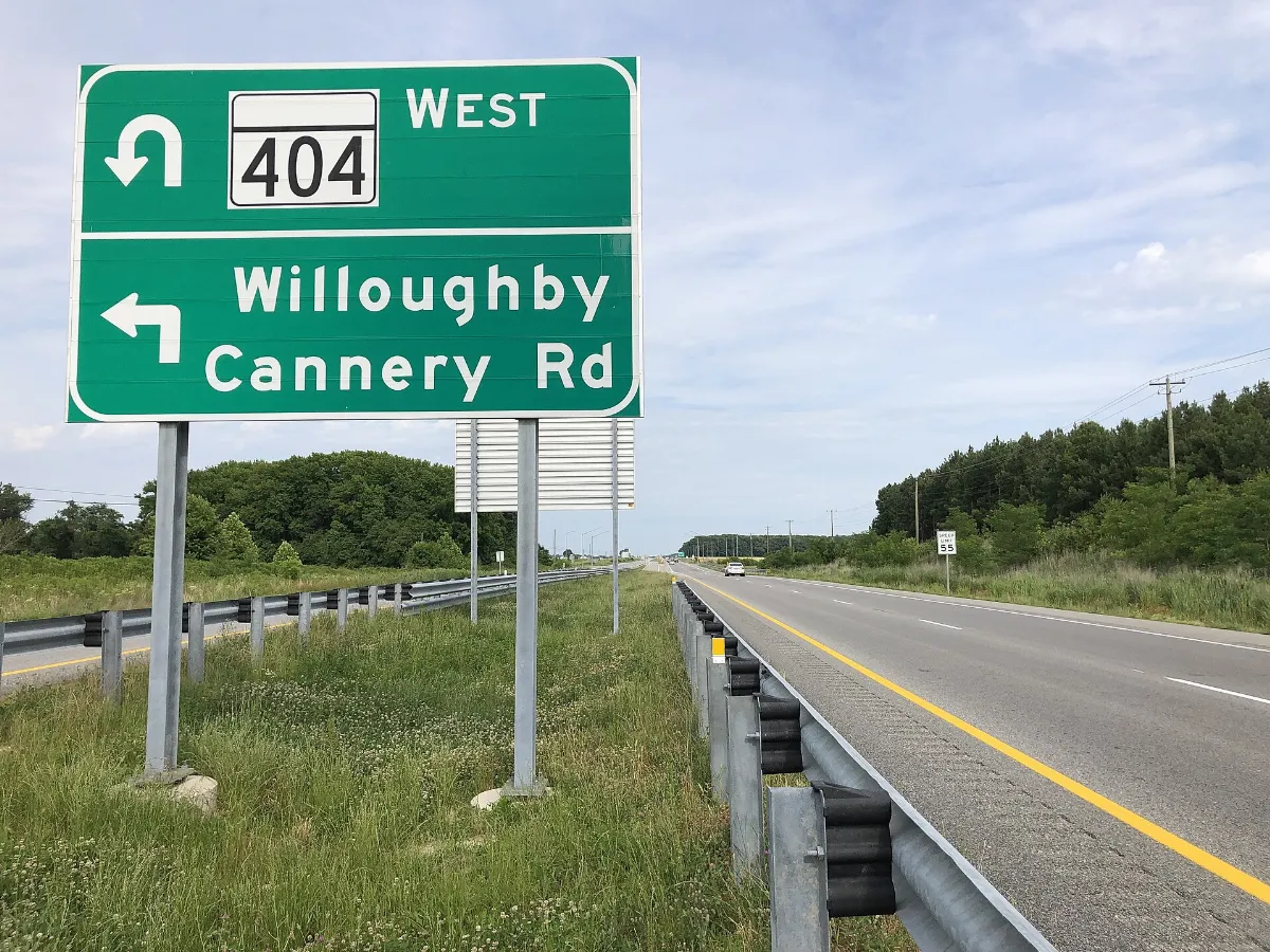 2022-06-21 16 40 04 View east along Maryland State Route 404 (Queen Anne Highway) at Willoughby Cannery Road in Willoughby on the border of Talbot and Queen Anne's County in Maryland
