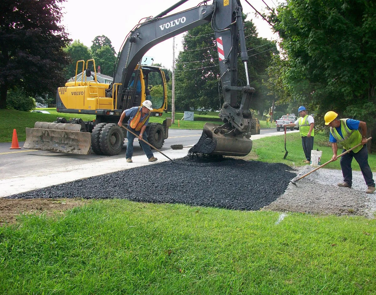 Adams ARRA Route 116 Resurfacing (3875949566)