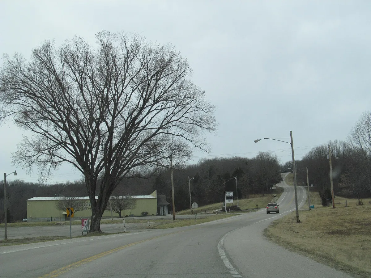 Missouri State Route 8 - 13393445504