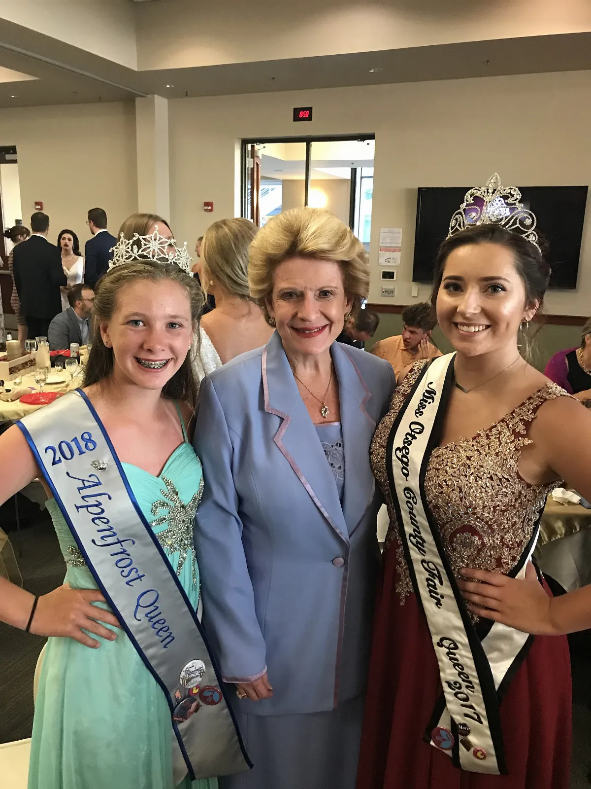 Photo provided by the office of U.S. Senator Debbie Stabenow. (41540130020)