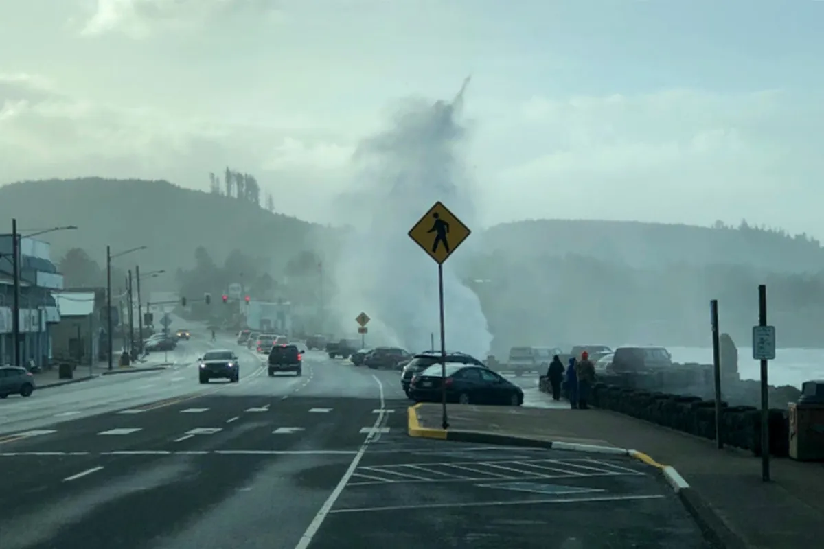 King tides on US 101 (49380597492)
