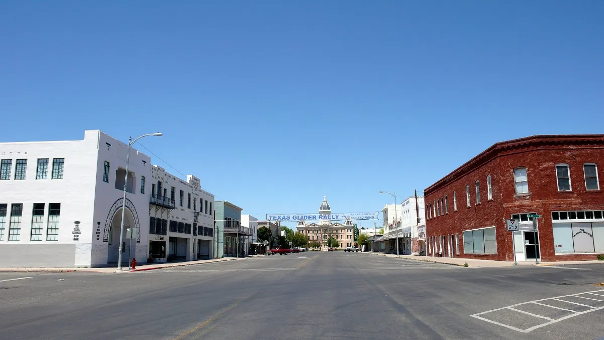 The Pinto Canyon Road