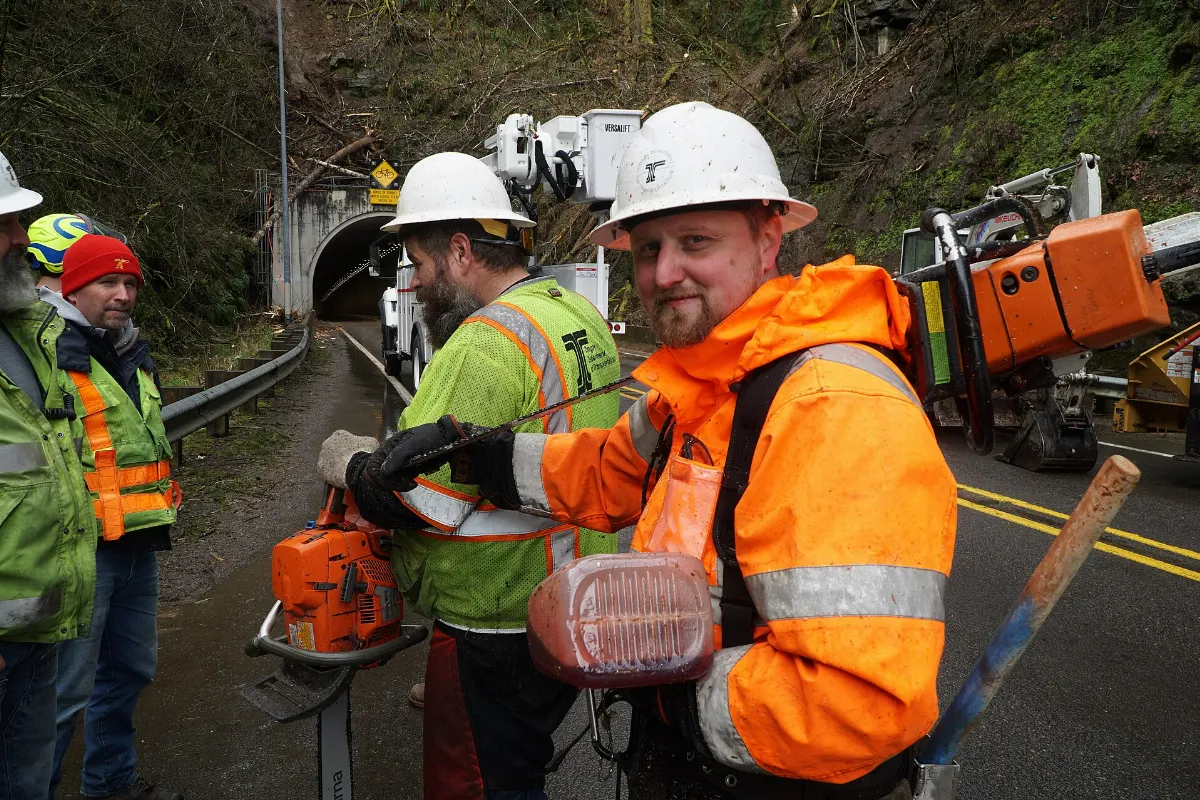 OR-126, Knowles Tunnel - 53555943912