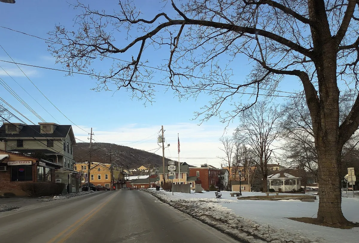 NY 218 nb in downtown Highland Falls, Jan. 2025
