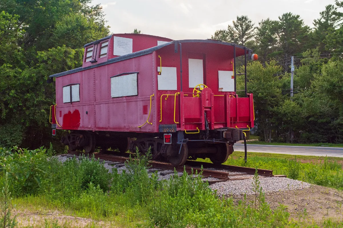 Caboose on RI-2, Charlestown, Rhode Island (53853978416)