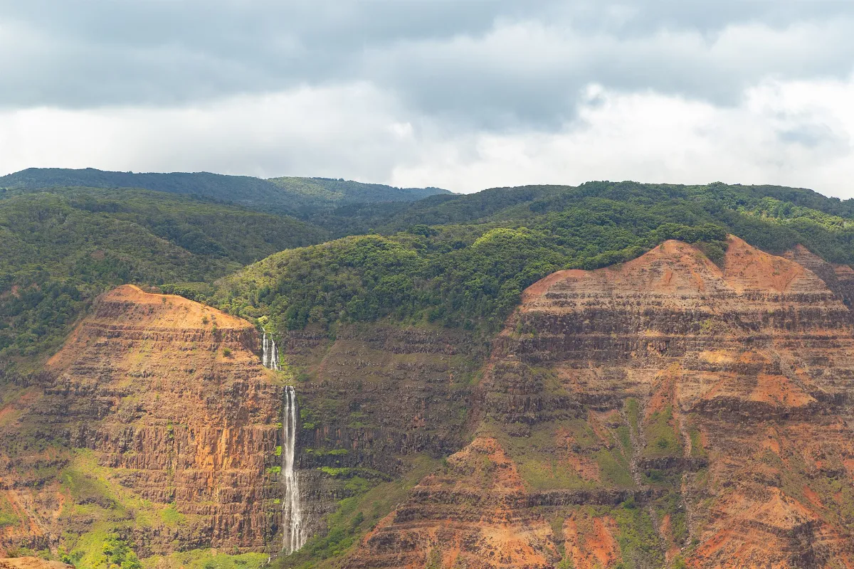 Waimea Canyon Park waterfall Kauai, Hawaii (44460853180)