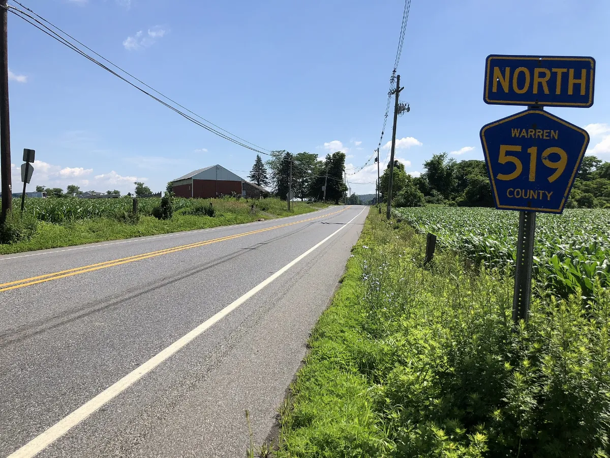 2018-06-29 10 44 23 View north along Warren County Route 519 (Bridgeville Road) just north of Warren County Route 620 (Belvidere Road) in White Township, Warren County, New Jersey