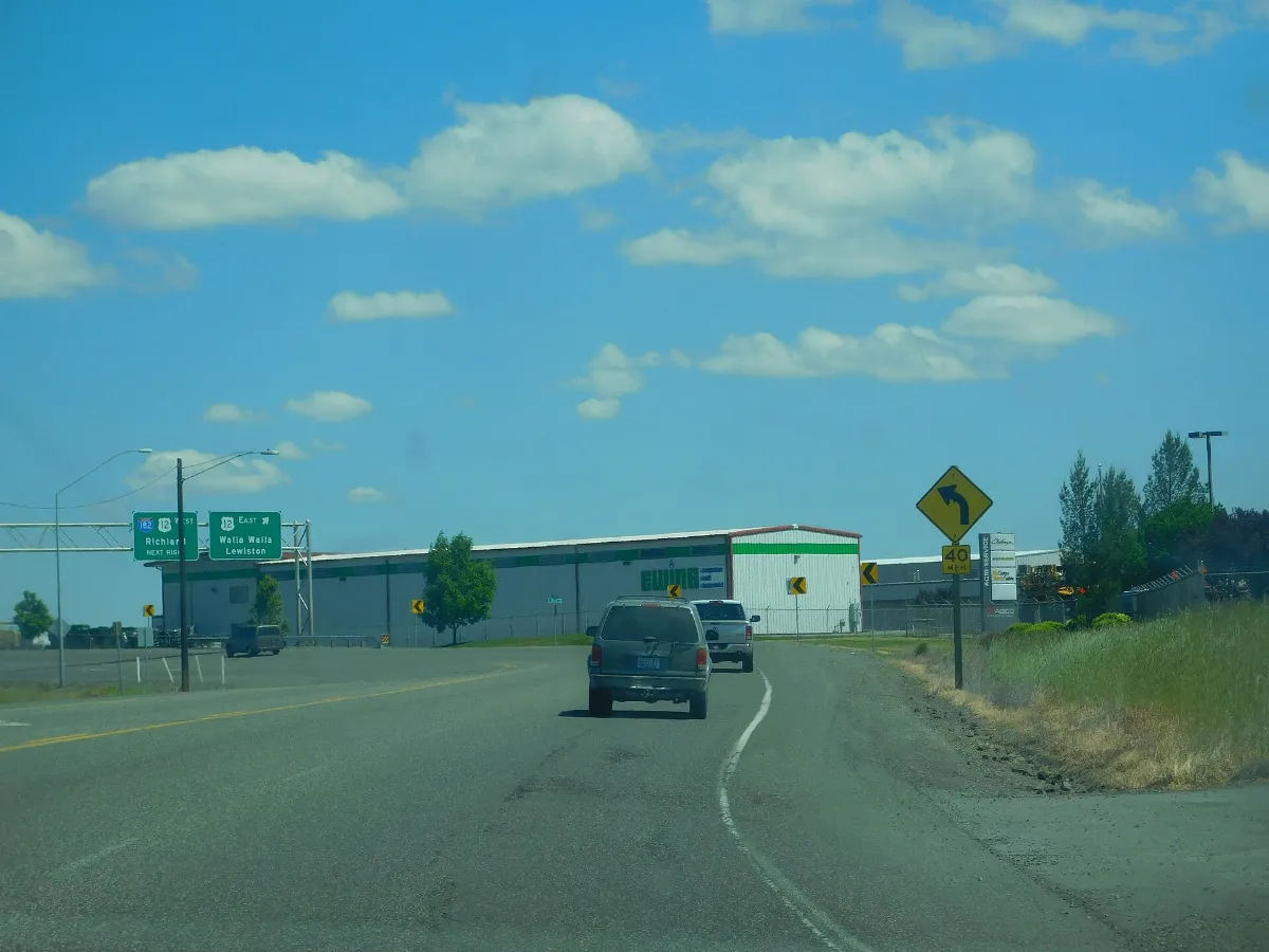 U.S. Route 12 in Washington (34885943871)