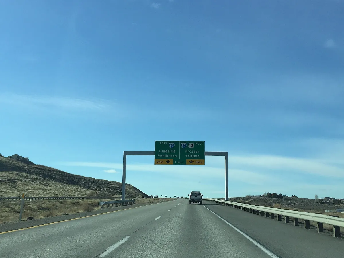 US12wRoad-Int82ew-OneMile (31695747051)